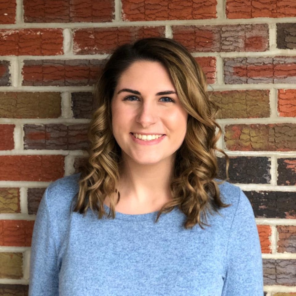 Meet your Posher, Alyssa